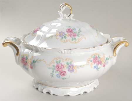 Cordoba Round Covered Vegetable