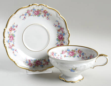 Cordelia Footed Cup & Saucer Set