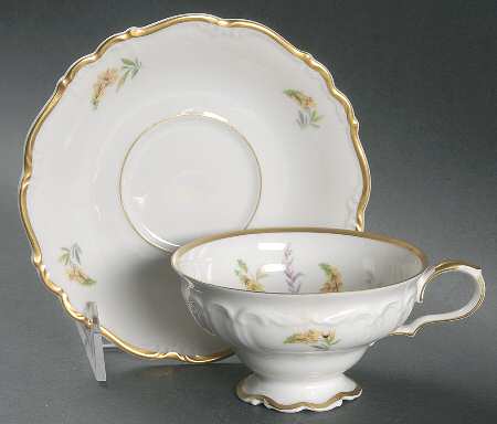 Dorchester Footed Cup & Saucer Set