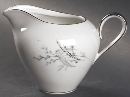 Fairfield Creamer