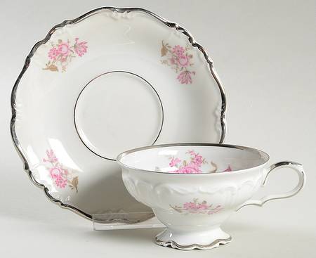 Florette Footed Cup & Saucer Set