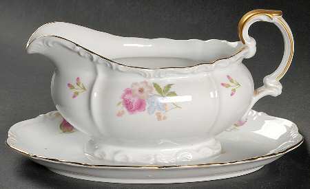 Florence Gravy Boat with Attached Underplate