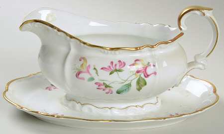 Honeysuckle Gravy Boat with Attached Underplate