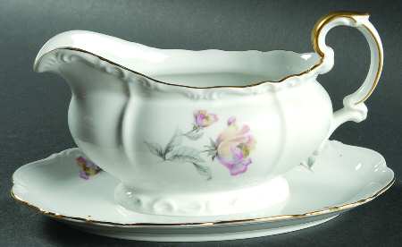 Irish Rose Gravy Boat with Attached Underplate
