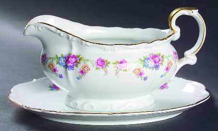 Kensington Gravy Boat with Attached Underplate