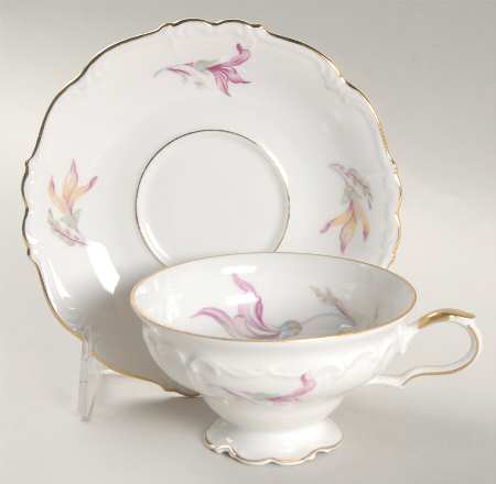 Longview Footed Cup & Saucer Set