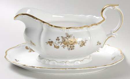 Lucerne Gravy Boat with Attached Underplate