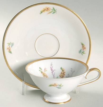 Malverne Footed Cup & Saucer Set