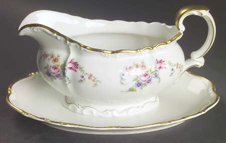 Margareta Gravy Boat with Attached Underplate