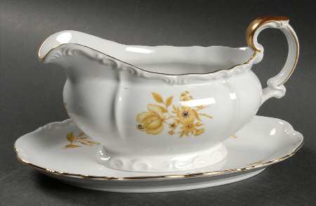 Mira Monte Gravy Boat with Attached Underplate