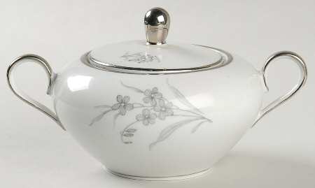 Modesto Sugar Bowl & Lid