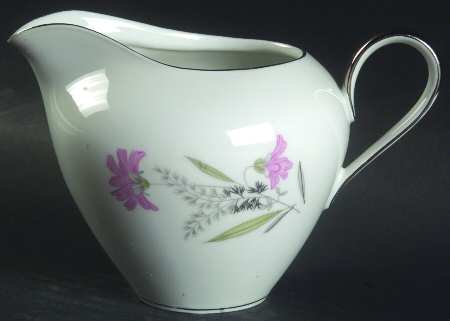 Montebello Creamer
