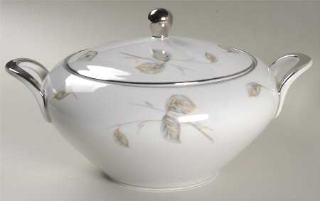 Normandy Round Covered Vegetable