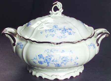 Ocean Blue Round Covered Vegetable