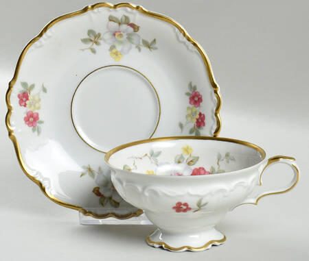 Oregon Footed Cup & Saucer Set
