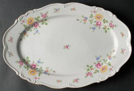 Queen's Rose (Whitebckgd) 15" Oval Serving Platter