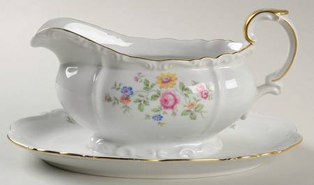 Queen's Rose (Cream Background) Gravy Boat with Attached Underplate