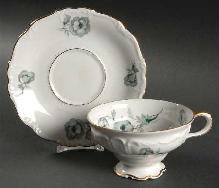 Sanford Footed Cup & Saucer Set