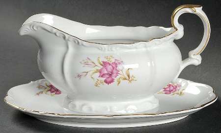 Shelby Shelbey Gravy Boat with Attached Underplate