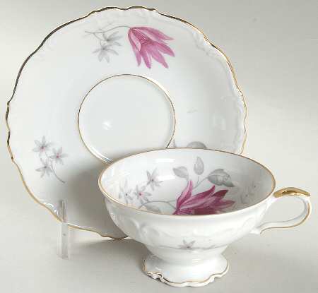 Stratford Footed Cup & Saucer Set