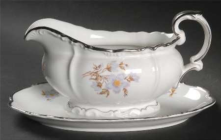 Sunset Gravy Boat with Attached Underplate