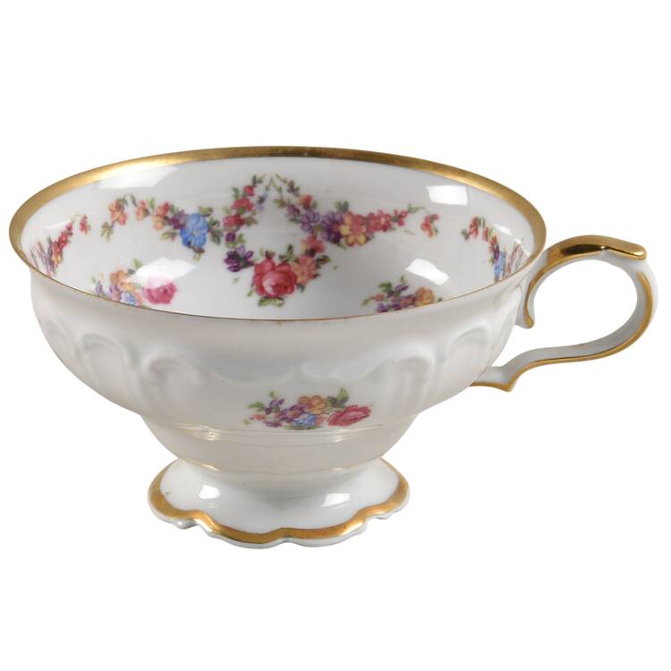 Victoria Footed Cup