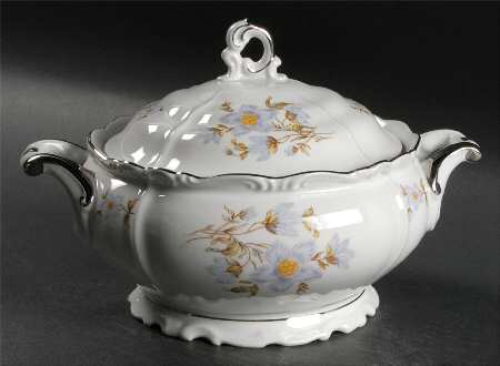 Winfield Round Covered Vegetable