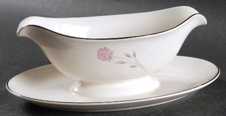 First Love Gravy Boat with Attached Underplate
