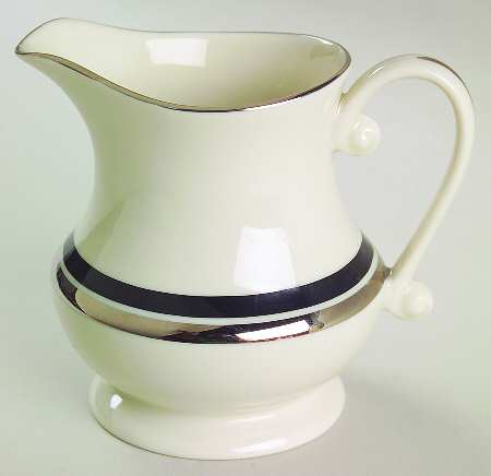Solitaire Creamer
