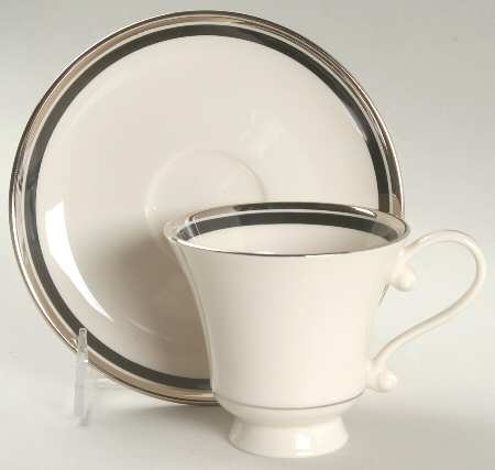 Solitaire Footed Cup & Saucer Set