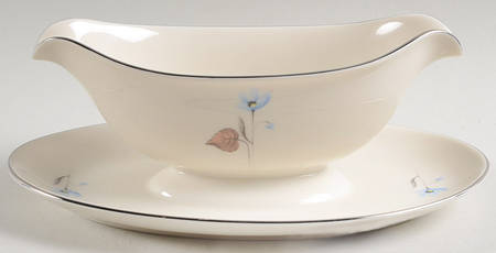 Wood Song Gravy Boat with Attached Underplate