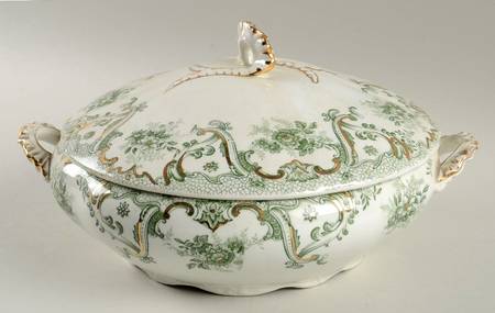 Keswick (Green, Gold Accent) Round Covered Vegetable
