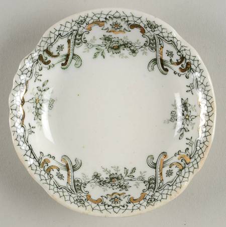 Keswick (Green, Gold Accent) Butter Pat