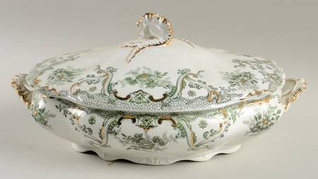 Keswick (Green, Gold Accent) Oval Covered Vegetable