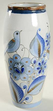 El Palomar Blue 11" Vase