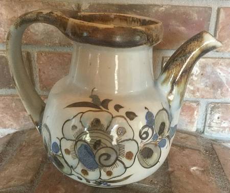 El Palomar Blue Pitcher