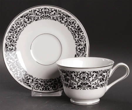 Baronesse Footed Cup & Saucer Set