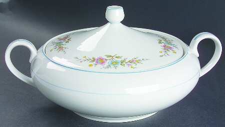 Lugano Round Covered Vegetable