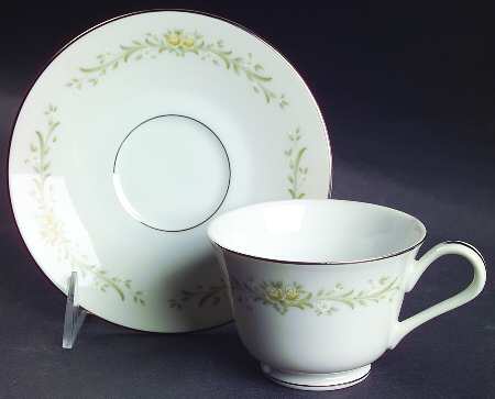 Milancia Footed Cup & Saucer Set
