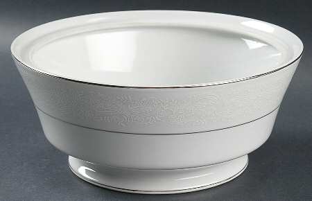 Monique Lace Round Vegetable No Lid