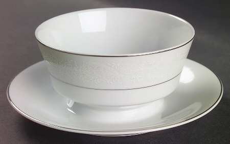 Monique Lace Gravy Boat with Attached Underplate by Ekco