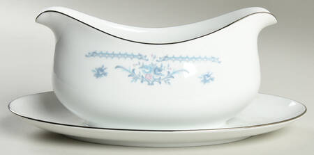 Winsford Gravy Boat with Attached Underplate
