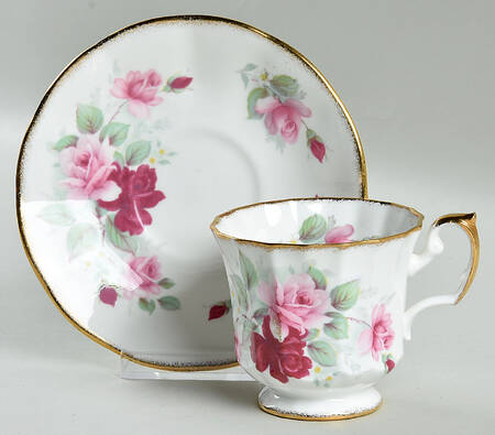 Jacobean Footed Cup & Saucer Set