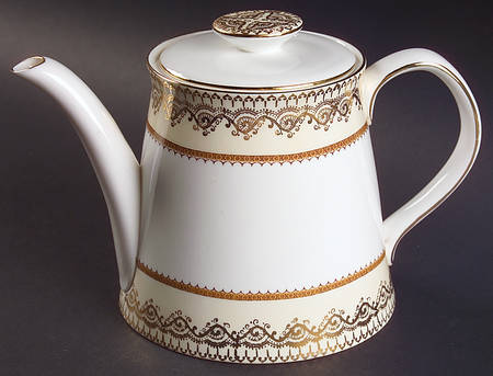Swiss Cottage Teapot & Lid