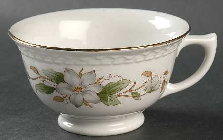 Dogwood Footed Cup