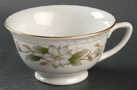 Dogwood Footed Cup