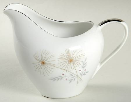 Beaux Arts Creamer