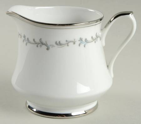 Celebrity Celebration Creamer