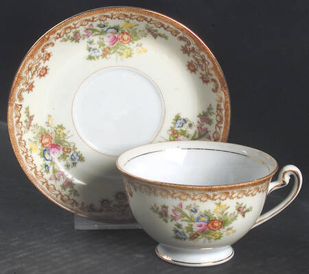 EMP1 Footed Cup & Saucer Set