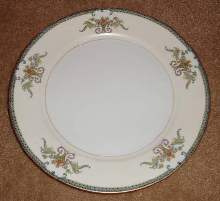EMP27 Dinner Plate
